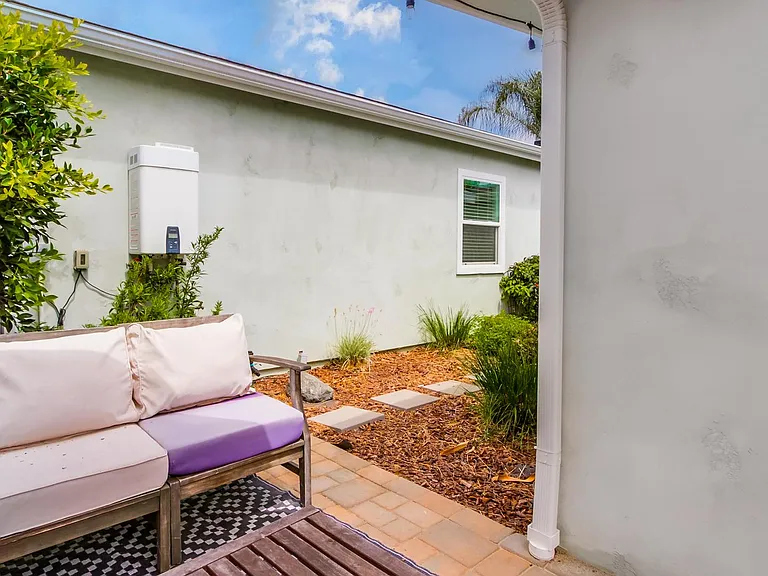 922 Palm Ave #922 — Photo 64
