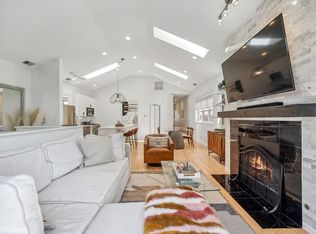 1044 W Fulton Market APT 4, Chicago, IL 60607