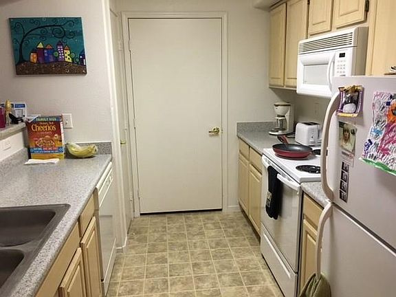 3rd image of 555 E Silverado Ranch Blvd Unit 1083