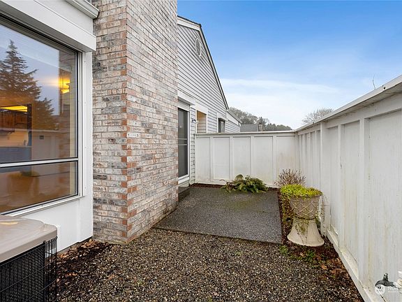 2nd image of 8646 Onyx Drive SW #A