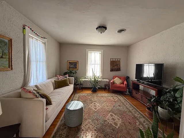 715 Ferdinand Ave SW — Photo 12