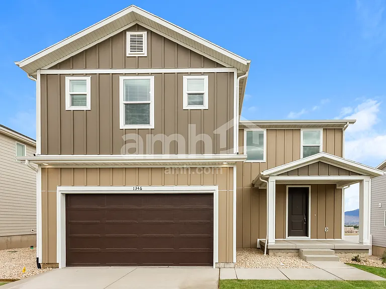 1346 W Mahogany St — Photo 1