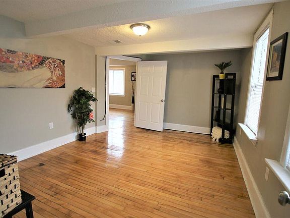 Grand Bedroom