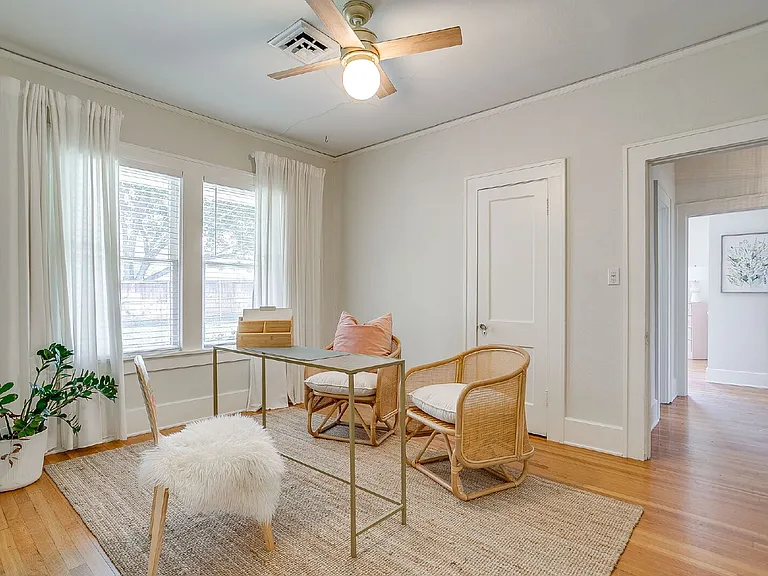 2718 Cockrell Ave — Photo 14