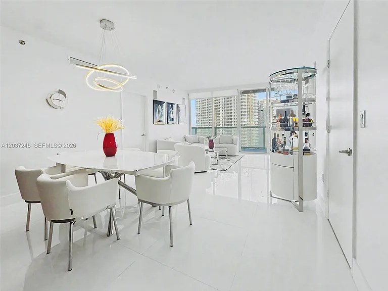 465 Brickell Ave #1605 — Photo 5
