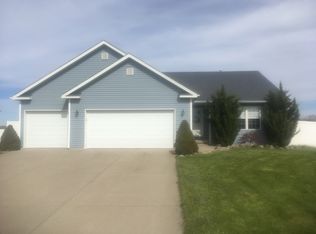 7421 E Ryan Ct, Bay City, MI 48706