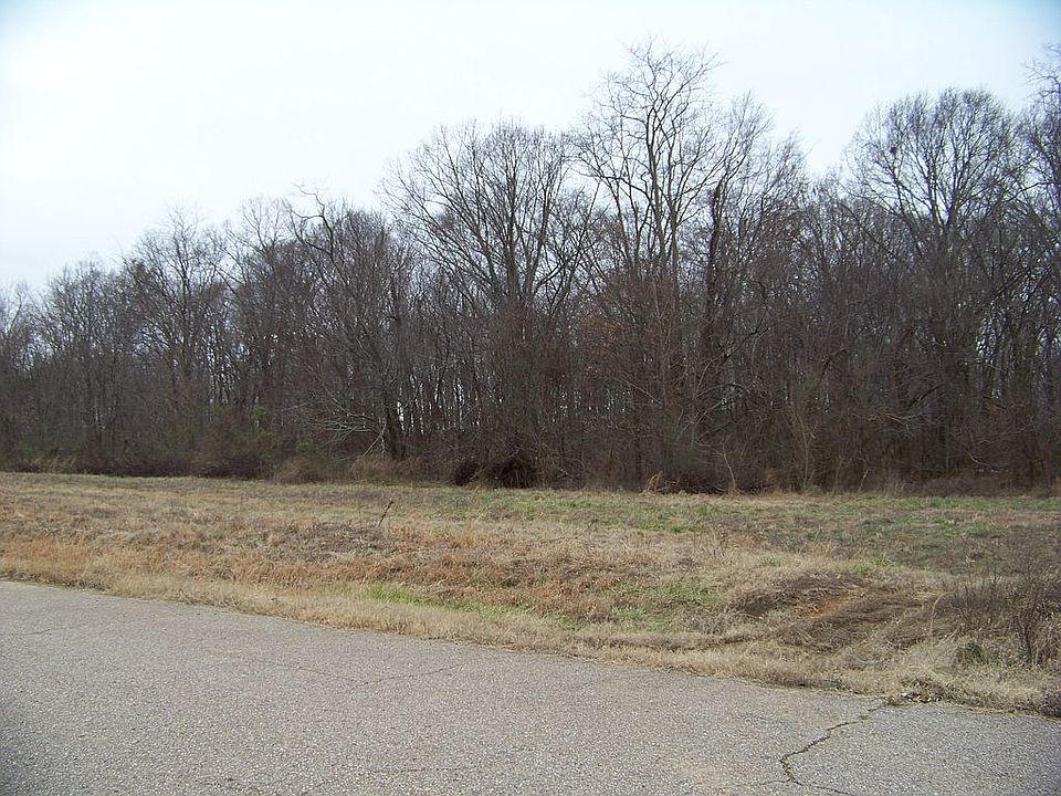 2nd image of 75 Evelyn Rd