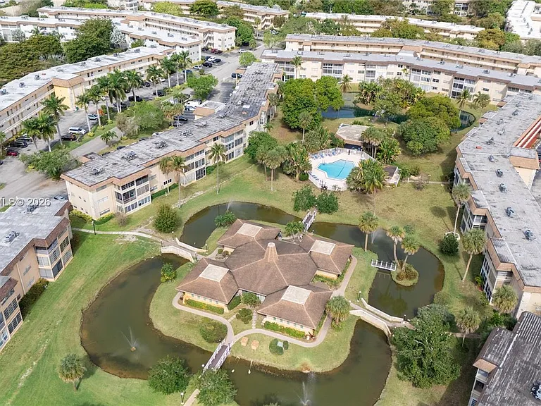 5021 W Oakland Park Blvd #204 — Photo 27