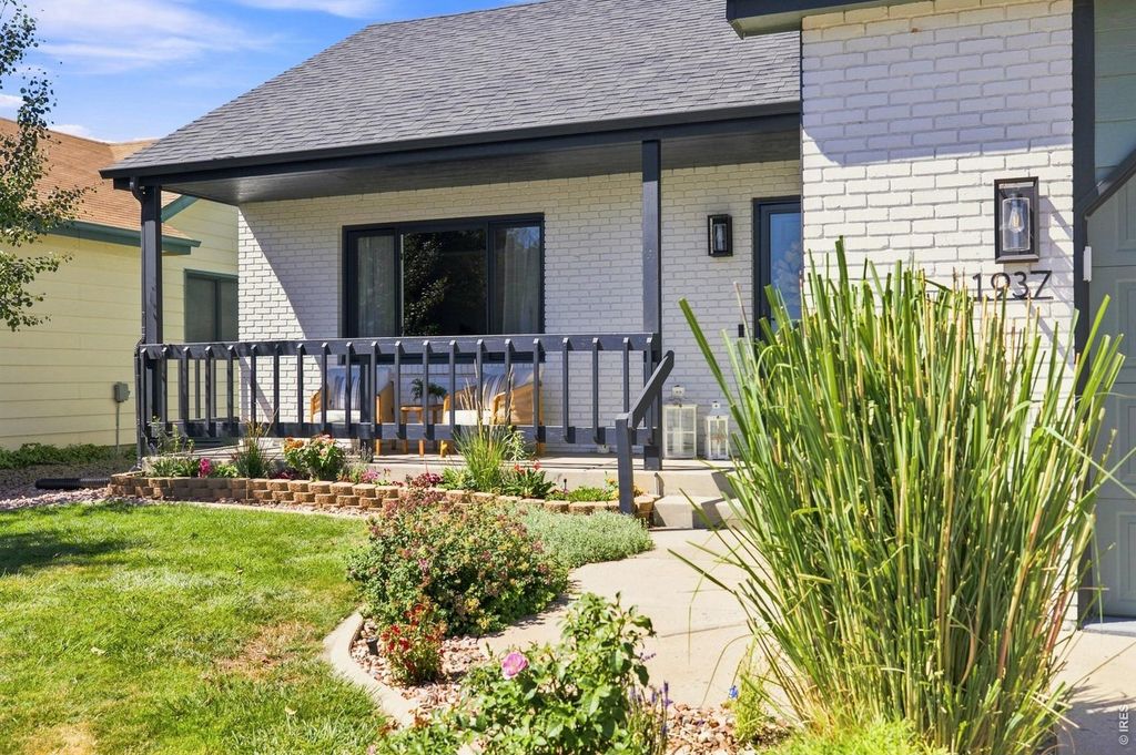 1937 Hyde Dr