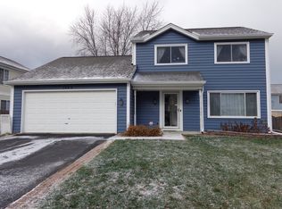 1305 Big Oak Trl, Aurora, IL 60506