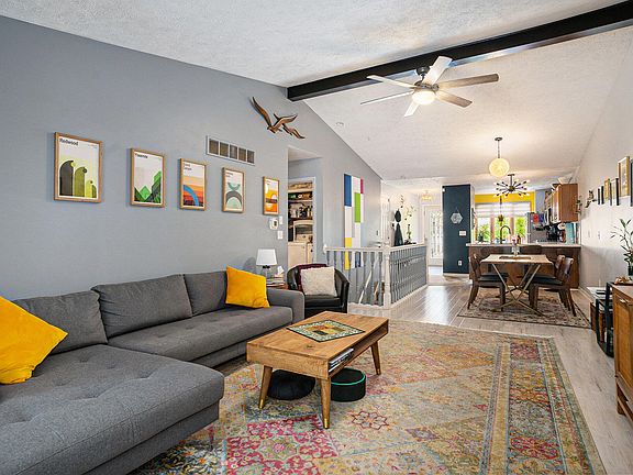 4th image of 447 Amity Ln #18
