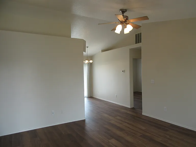 510 Lost Basin Ct — Photo 2