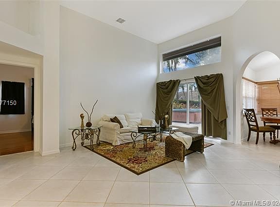 4th image of 2903 E Abiaca Cir