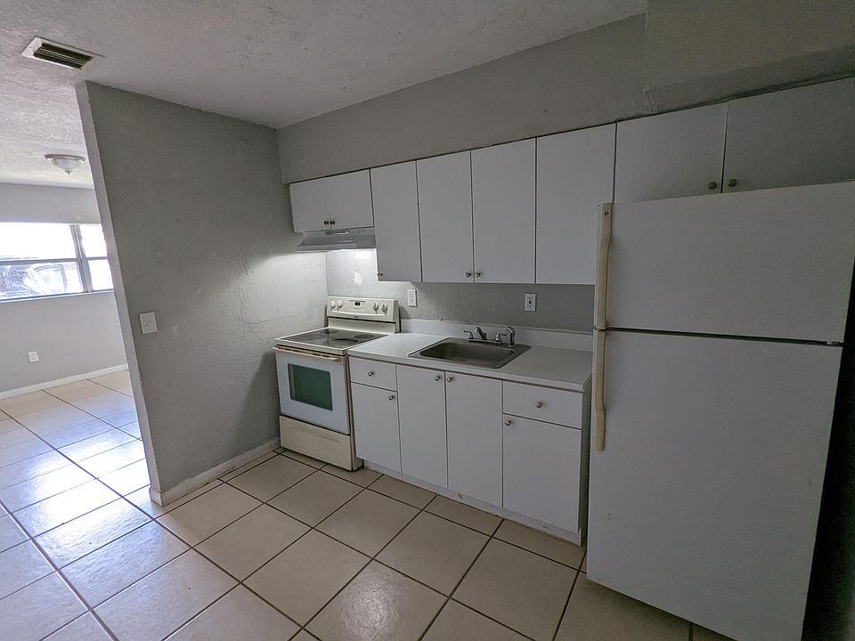 1st image of 3820 NW 165th St
