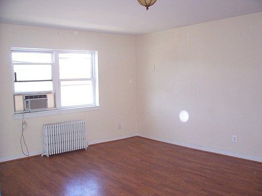 2nd image of 9437 Georgia Ave APT 02