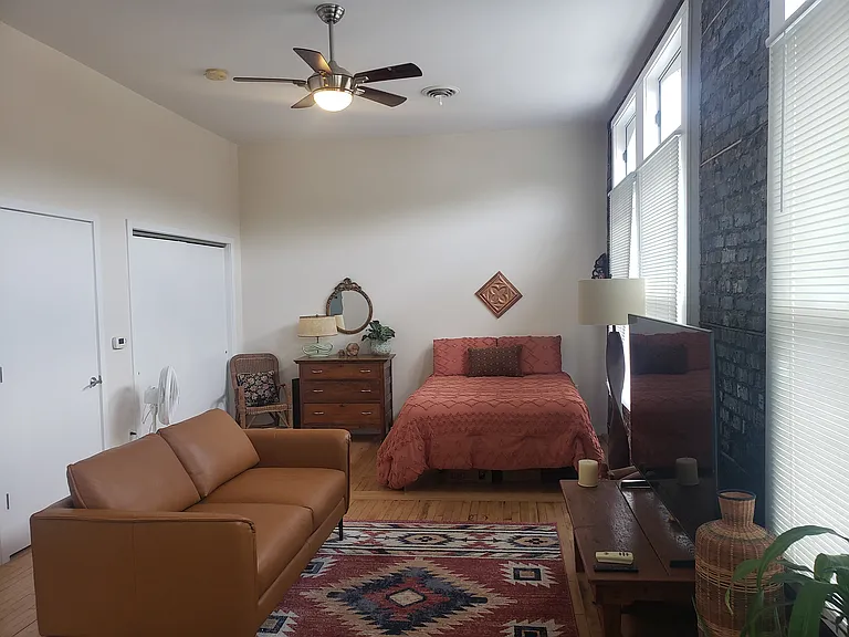 188 W Main St #202 — Photo 3