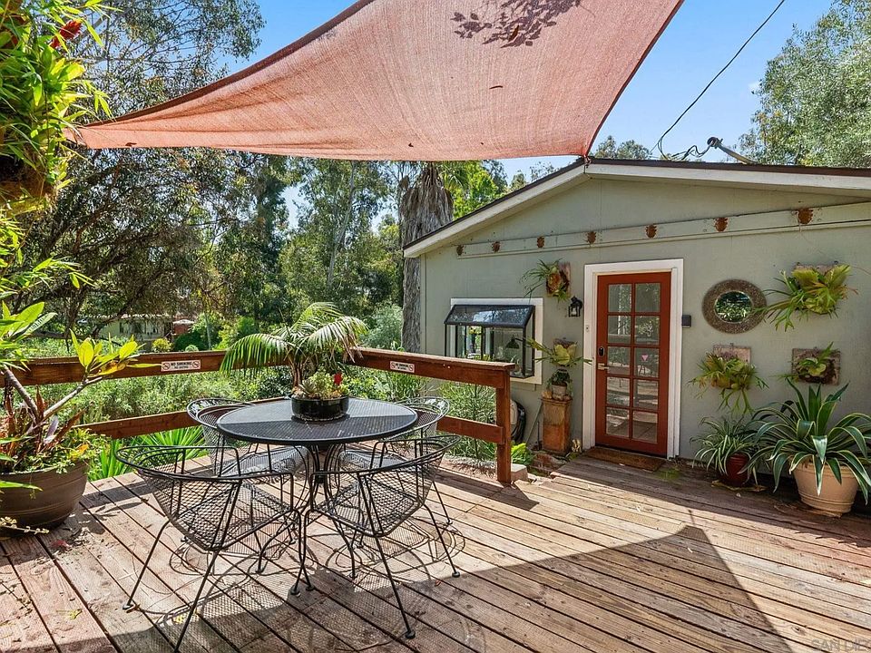 Private Deck
