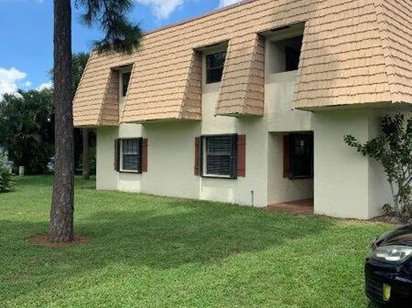 4261 Oak Terrace Drive, Greenacres, FL 33463