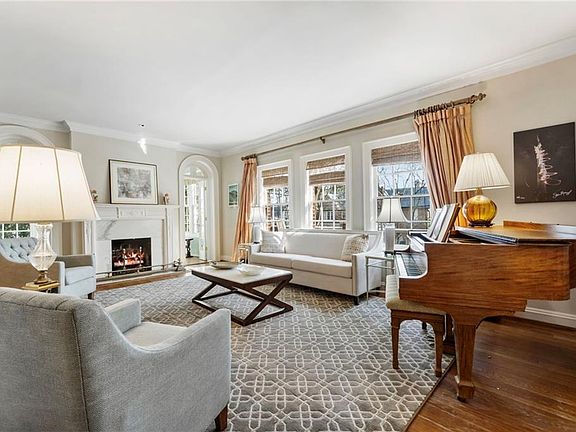 4th image of 110 Brighton Rd NE