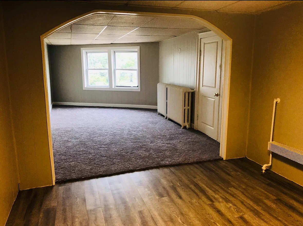 118 N Riverview Dr — Photo 2