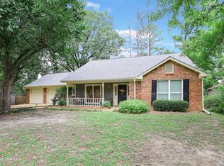 33 Moss Woods Pl, Madison, MS 39110