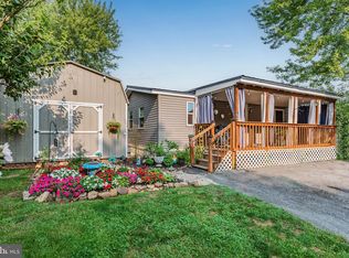 28 Big Spring Ter, Newville, PA 17241