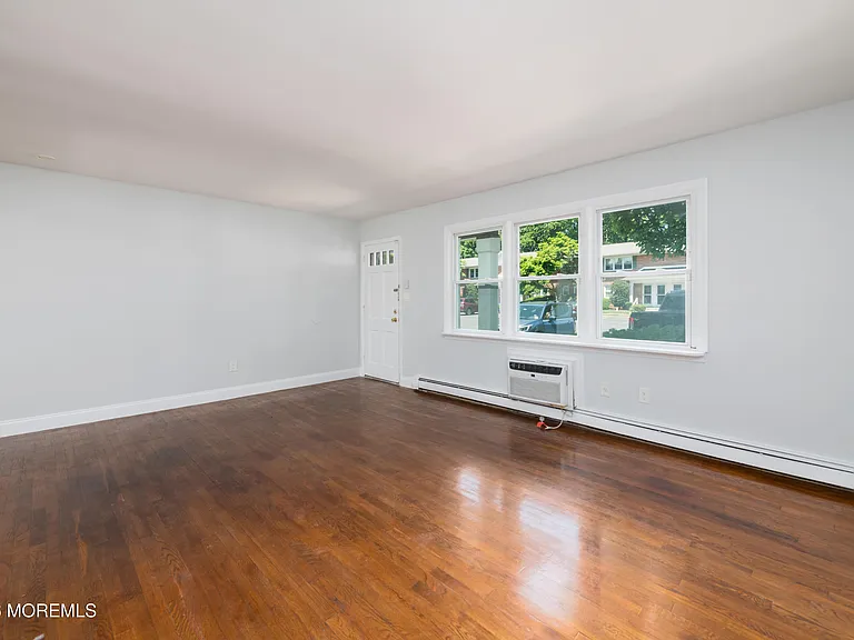 96 East Ave #33 — Photo 8