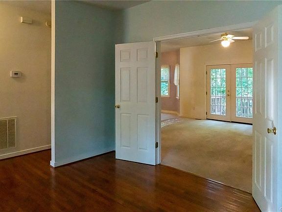4th image of 14112 Woodsacre Ln