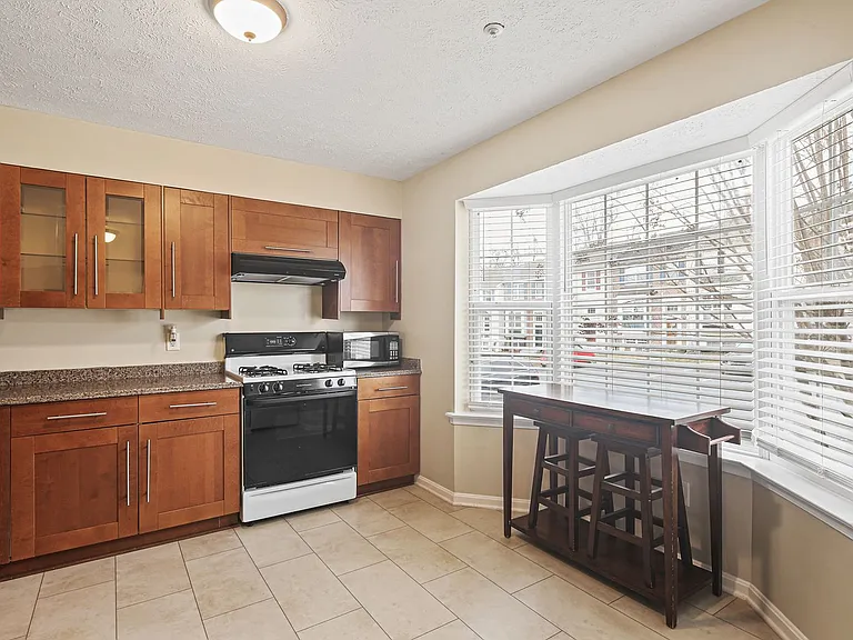 5707 Joseph Ct — Photo 3