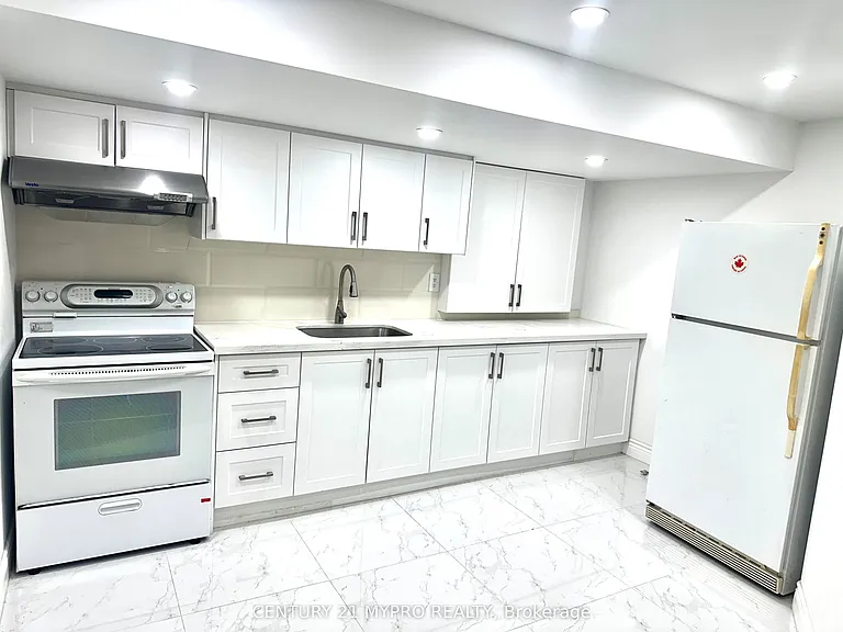 102 Worthing Ave — Photo 2