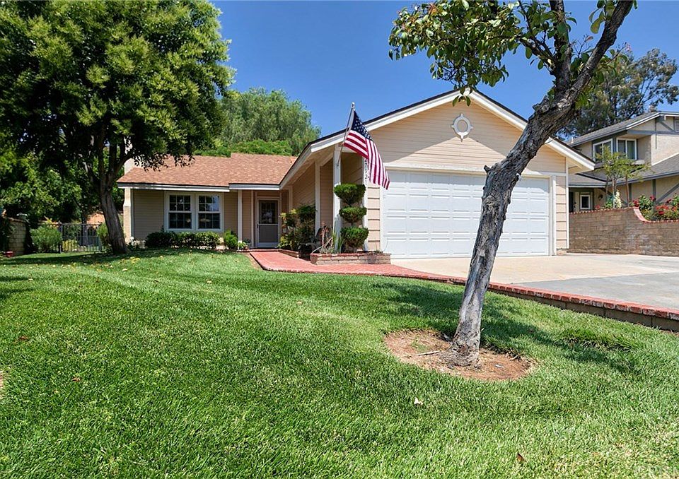 1st image of 27921 Beechnut Cir