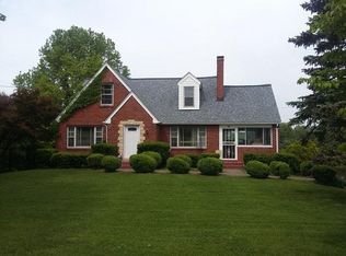 4101 Cove Rd NW, Roanoke, VA 24017