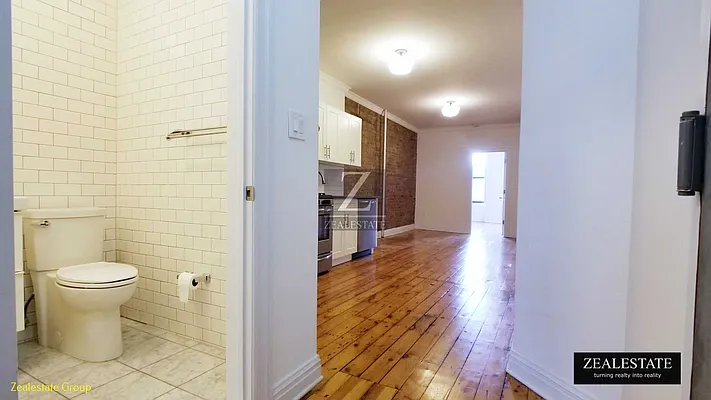 Rented by ZealEstate Group Inc | media 15