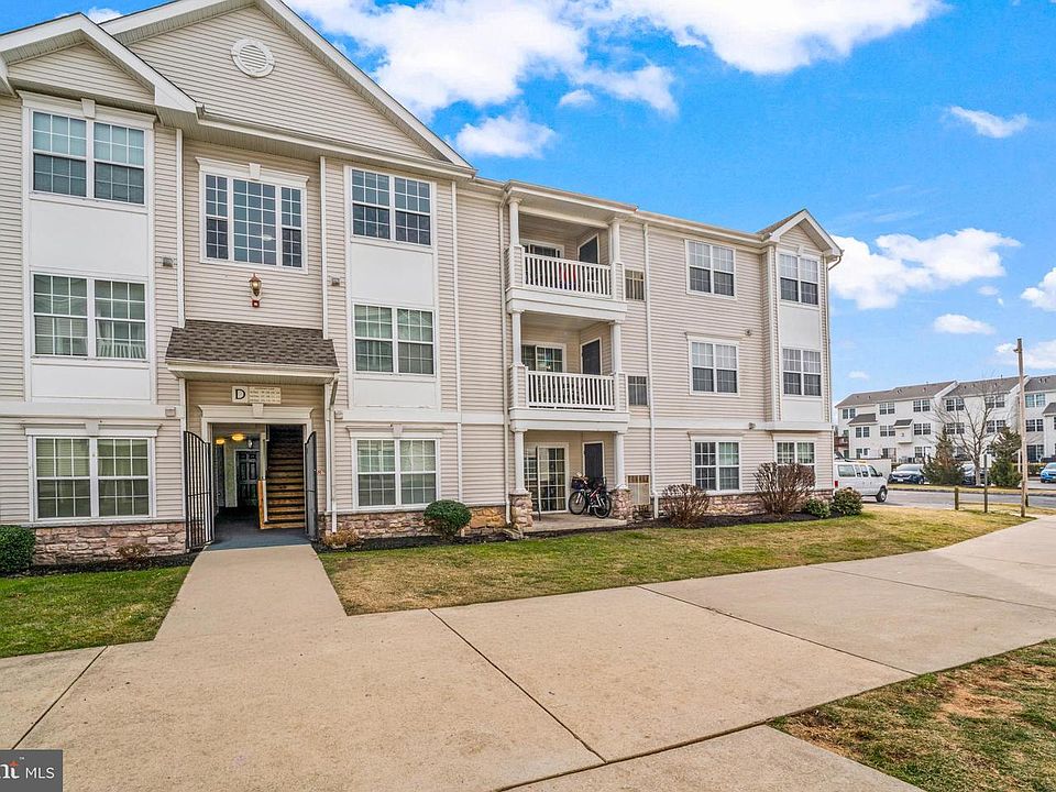 1st image of 115 Lionheart Ln
