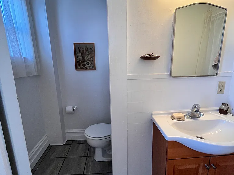 45 Grant St #2 — Photo 9