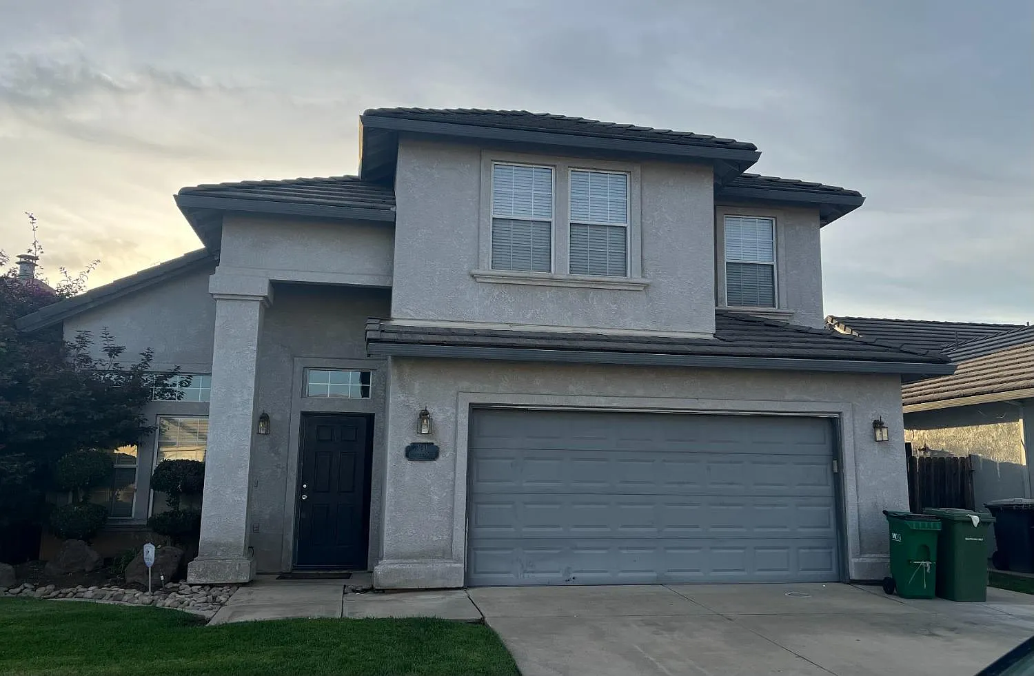 841 Eucalyptus Ct photo 1