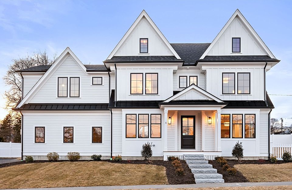 1st image of 5 Hazel Ln