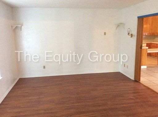 5th image of 2605 W Beech Ave