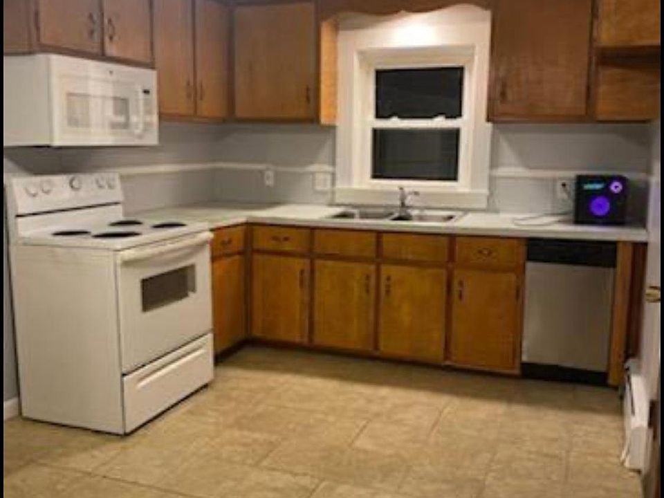 Kitchen Fuller View