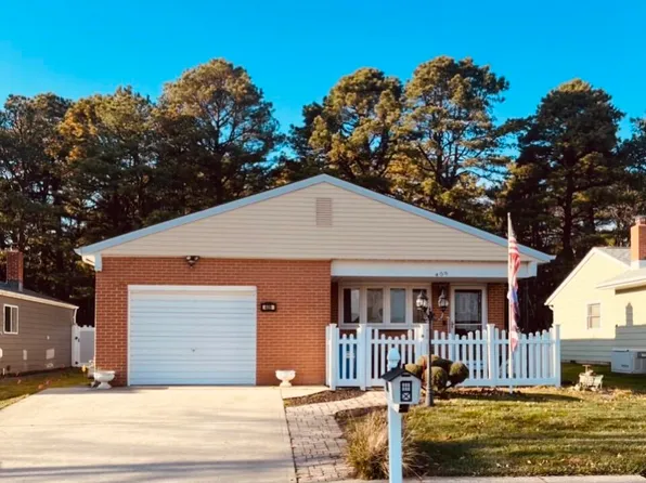 409 Costa Mesa Drive, Toms River, NJ 08757