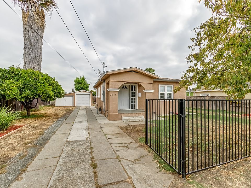 1st image of 21574 Meekland Ave