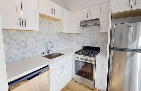 3rd image of 810 Eddy St APT 503