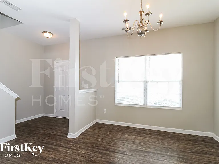 4630 Lauren Woods Ct — Photo 5