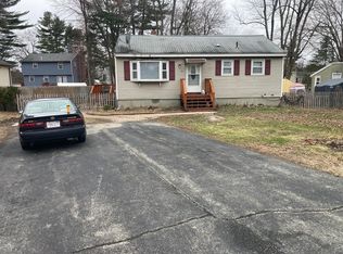 84 D St, Dracut, MA 01826