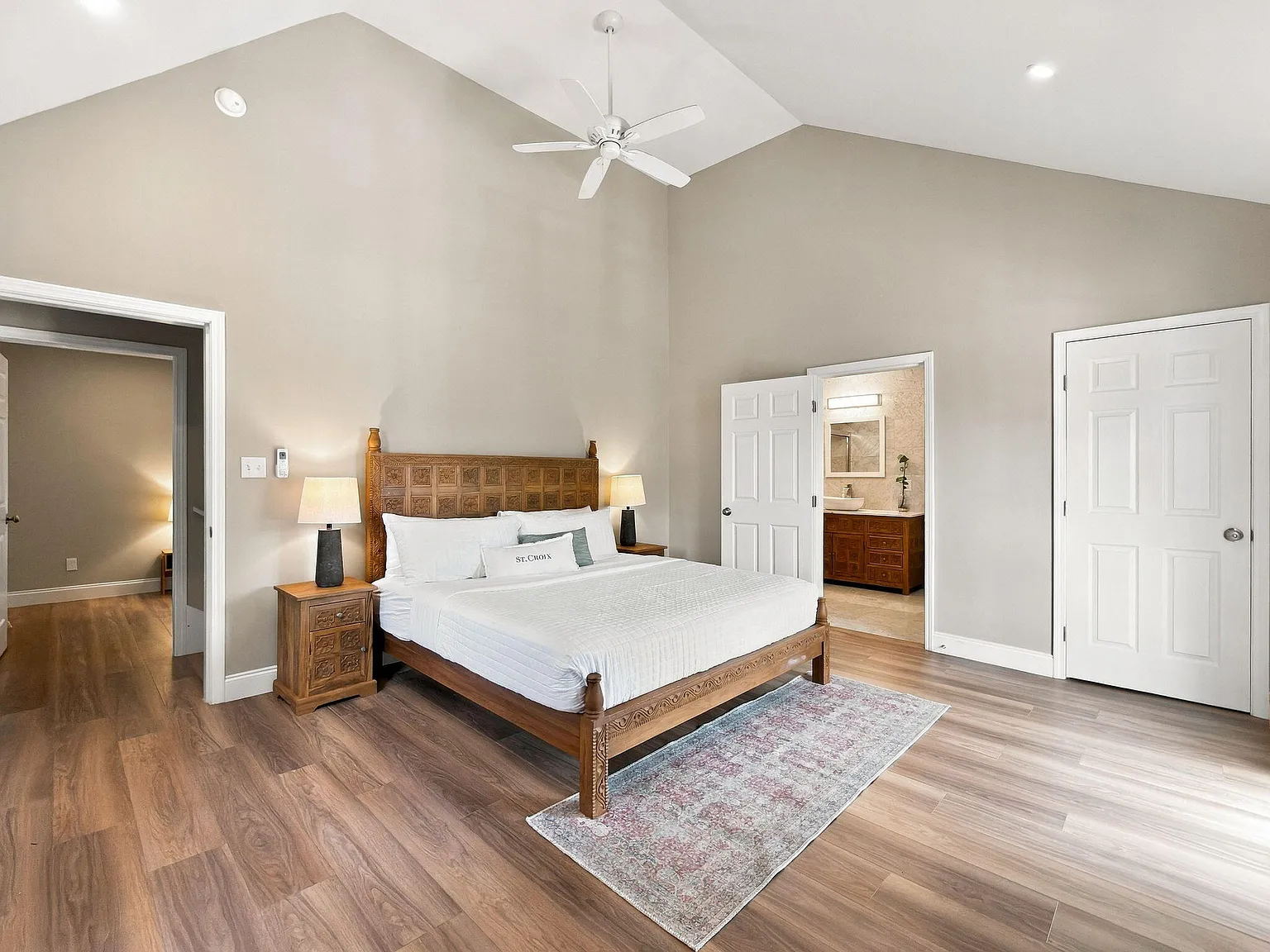2 bed, 1270 sqft, $3,000 — Photo 3