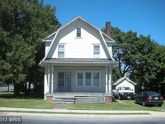 5th image of 900 Pennsylvania Ave