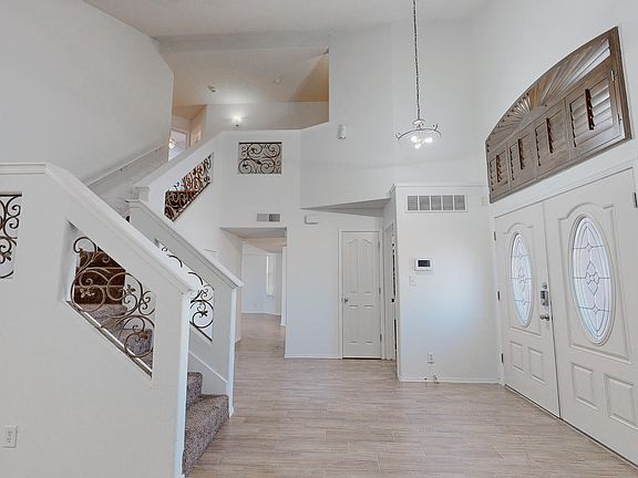 3rd image of 540 Flanagan Pl