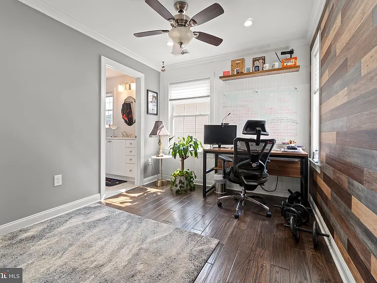 18 Wilkins Ave — Photo 18