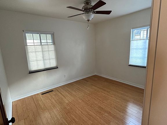 4th image of 1218 Norton Ave