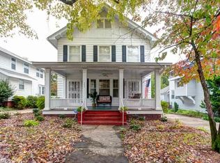 483 Ridgeway Dr, Little Rock, AR 72205